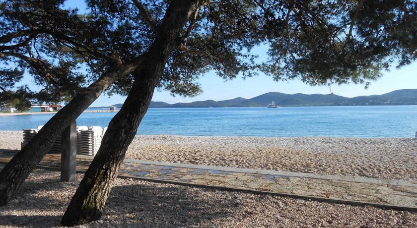 Apartment Plutus Biograd Na Moru Oda fotoğraf